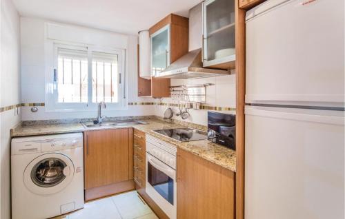 Cabanes Apartment | Gorgeous Apartment In Cabanes With Kitchenette