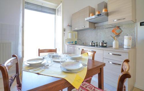 Molassana Apartment | Gorgeous Apartment In Genova With Wifi