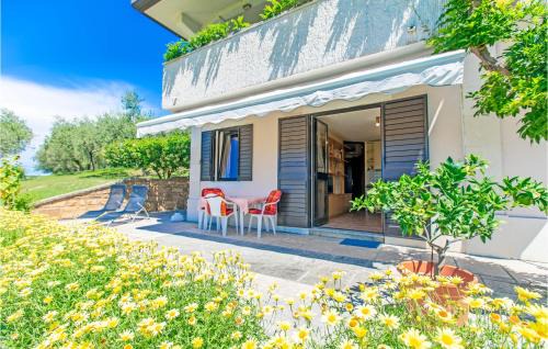 Seca Apartment | Gorgeous Apartment In Portoroz With Kitchen