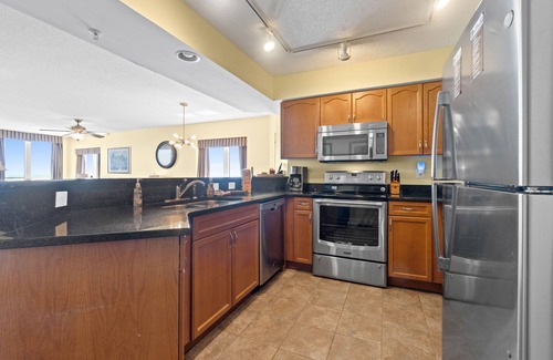 Crescent Beach Condo | Gorgeous Bahama Sands 3BR/3BA Oceanfront Corner-Ocean Drive Adjacent