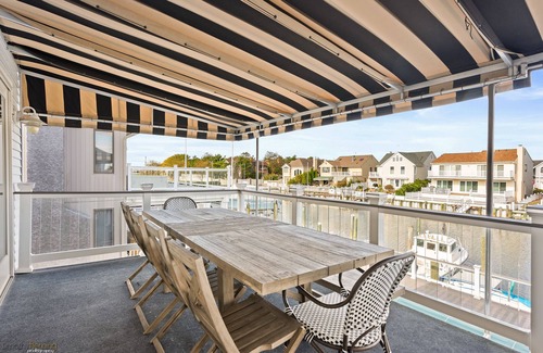 Riviera House | Gorgeous Bay Front property with boat slip and pool