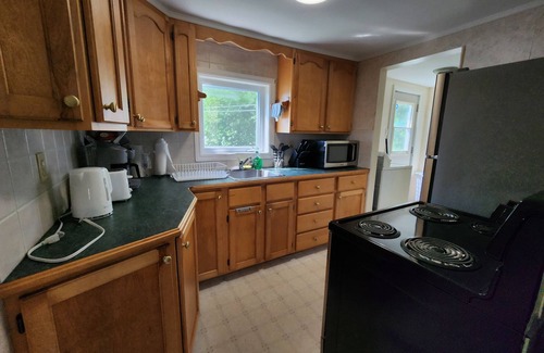 Halifax County Cottage | Gorgeous Cottage on the waterfront lake