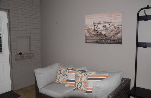 Historic Old Town House | Gorgeous cottage home of Niagara-on-the-Lake