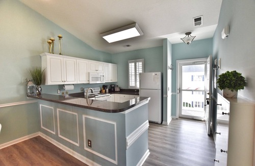 North Myrtle Beach Condo | Gorgeous Condo in an Intracoastal Waterway Comm/Carolina Keyes/Pool