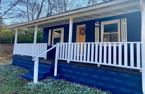 Powell Cottage | Gorgeous Cottage 15 minutes from Downtown Knoxville!