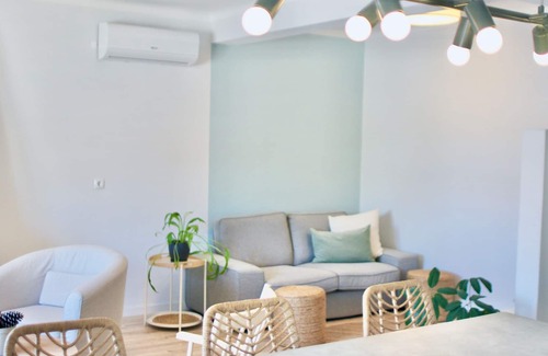 Fonte de Sesimbra Apartment | Gorgeous & cozy haven near Sesimbra beaches