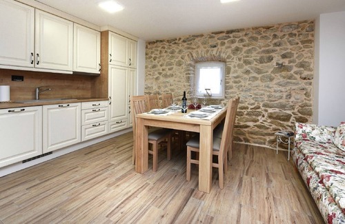 Lovinac Cabin | Gorgeous dalmatian stone house with large terrace, garden and private pool