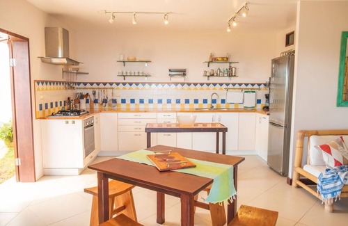 Falmouth Apartment | Gorgeous ensuite 1-bedroom EPIC Harbor views from the very top of Rose's Estate!