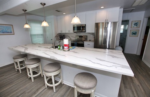 Surfside Beach House | Gorgeous FRONT ROW beach house, recently remodeled 3-bedroom