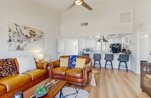 Palm Desert Condo | Gorgeous Golf Course Condo w/Spectacular Mountain Views - Shared Pools & Tennis