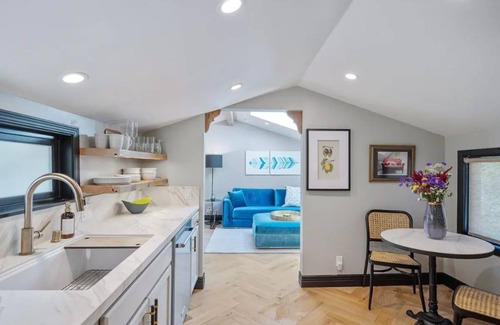 Sebastopol House | GORGEOUS GUESTHOUSE ~ OUTDOOR OASIS