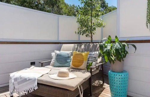 Sebastopol House | GORGEOUS GUESTHOUSE ~ OUTDOOR OASIS