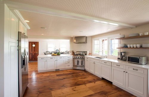 Madaket House | Gorgeous Hidden Gem - Madaket Sunsets, Waterviews, Walk to Beach!