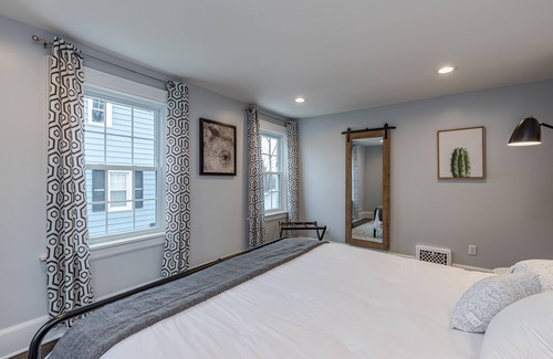Harters Heights House | ♥ Gorgeous Home ☞ 1 mile to ND ★ High Speed Wifi ★ Families Welcome
