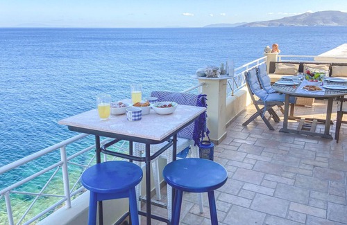 Lavreotiki House | Gorgeous home in Vrompousi Keratea