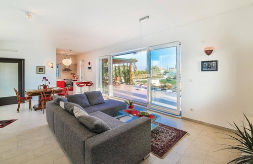 Kastela House | Gorgeous home in Kastel Stafilic