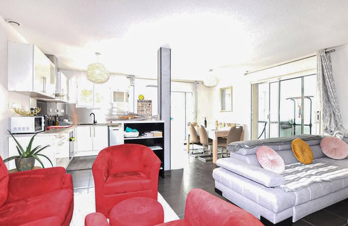 Alenya House | Gorgeous home in Alénya