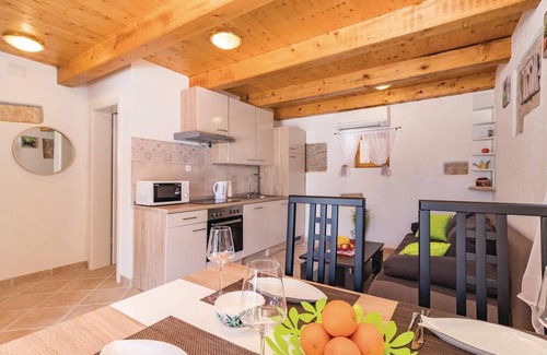 Bibici House | Gorgeous home in Bibici with sauna