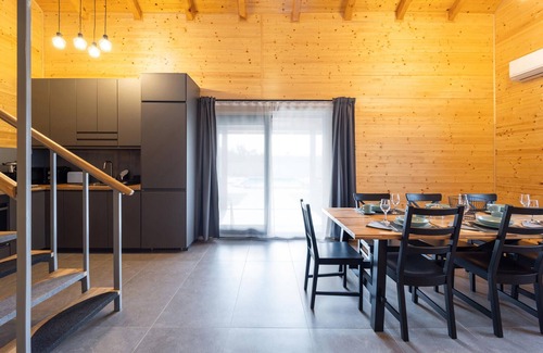 Bilje House | Gorgeous home in Bilje with WiFi