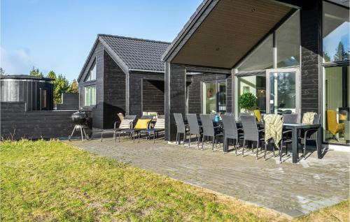 Blavand House | Gorgeous Home In Blåvand With Sauna