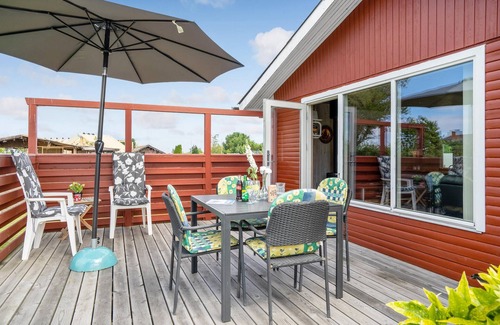 Skastrup Strand House | Gorgeous home in Bogense with kitchen