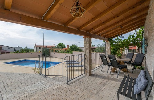 Buje House | Gorgeous home in Buje