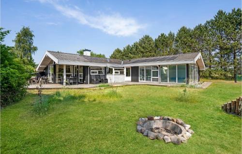 Skodshoved House | Gorgeous Home In Knebel With Sauna