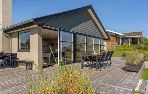 Bøjden House | Gorgeous Home In Faaborg With Kitchen