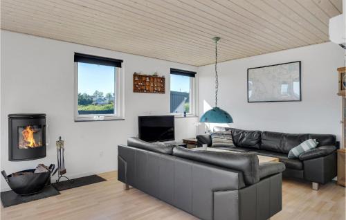 Bøjden House | Gorgeous Home In Faaborg With Kitchen