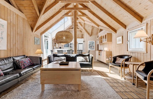 Slette Strand House | Gorgeous home in Fjerritslev with WiFi