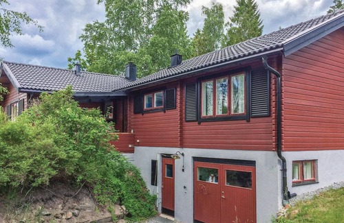 Flen Municipality House | Gorgeous home in Flen with sauna