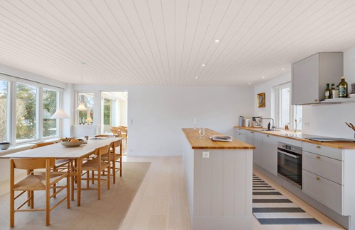 Gudhjem House | Gorgeous home in Gudhjem with WiFi
