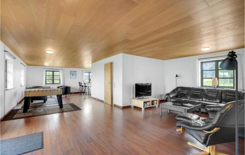Hanstholm House | Gorgeous Home In Hanstholm With Kitchen