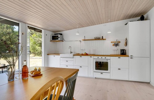 Hojby House | Gorgeous home in Højby with WiFi