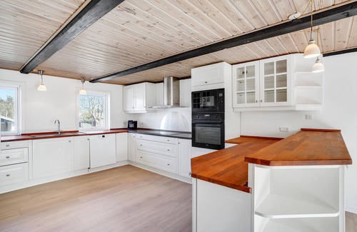 Hojslev House | Gorgeous home in Højslev with WiFi