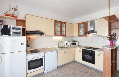 Jesenice House | Gorgeous home in Krilo Jesenice