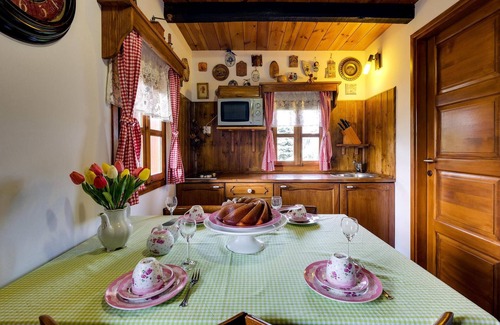 Bistra House | Gorgeous home in Jakovlje with sauna