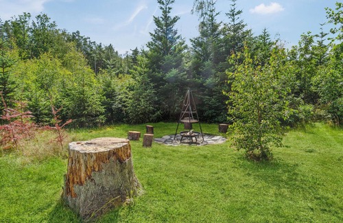 Ebdrup House | Gorgeous home in Kolind with WiFi