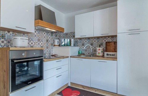 Municipality of Zminj House | Gorgeous home in Kresini with WiFi