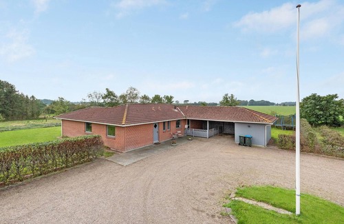 Løgumkloster House | Gorgeous home in Løgumkloster with WiFi