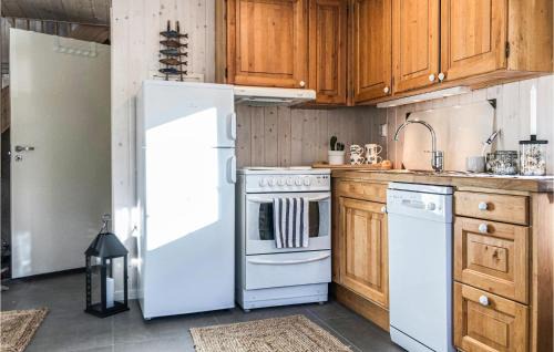 Lyngdal House | Gorgeous Home In Lyngdal With Kitchen
