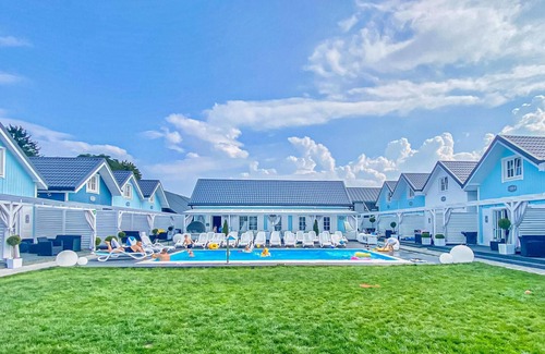 Mielno House | Gorgeous home in Mielno with WiFi