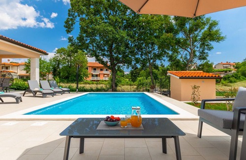 Sveta Nedelja House | Gorgeous home in Nedescina