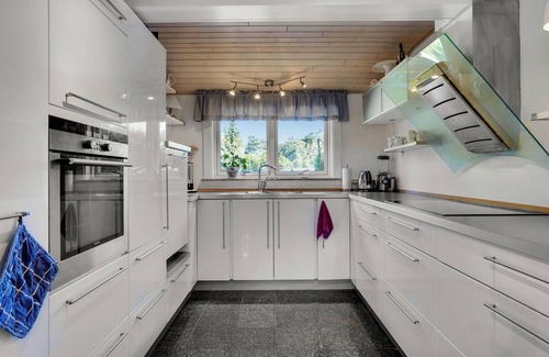 Klint House | Gorgeous home in Nykøbing Sj with WiFi