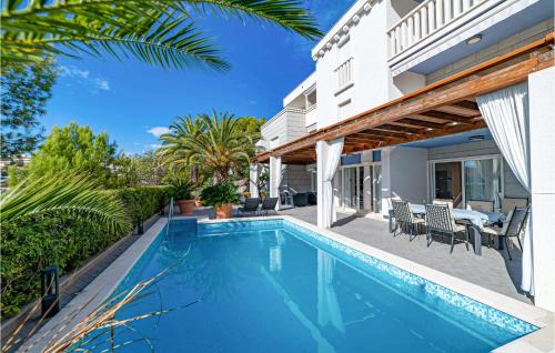 Businci House | Gorgeous Home In Okrug Gornji