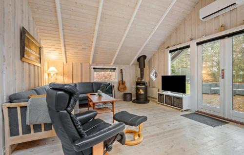 Jegum House | Gorgeous Home In Oksbøl With Sauna