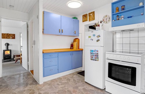 Grærup Strand House | Gorgeous home in Oksbøl with kitchen