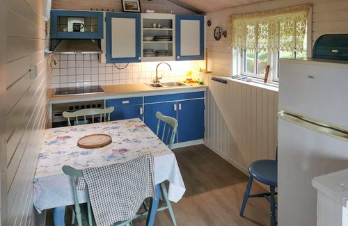 Hjelmeland House | Gorgeous home in Ombo with kitchen