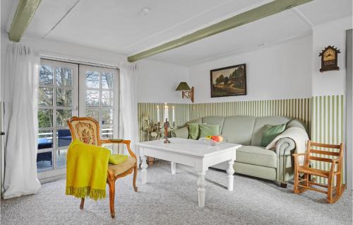 Ørsted House | Gorgeous Home In Ørsted With Kitchen