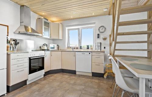 Ronbjerg House | Gorgeous Home In Øster Assels With Wifi